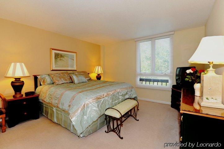 Inn And Club At Harbour Town ヒルトンヘッドアイランド 部屋 写真